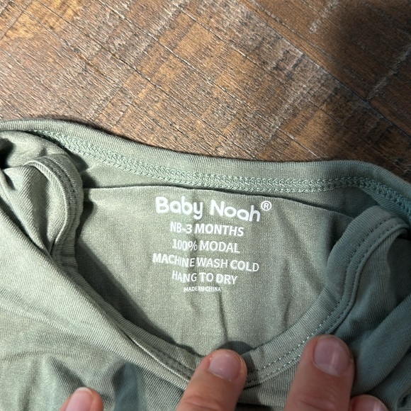 Baby Noah Modal Gown - Picture 2 of 2